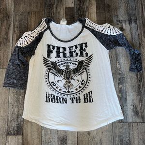 Cold shoulder T. Cotton